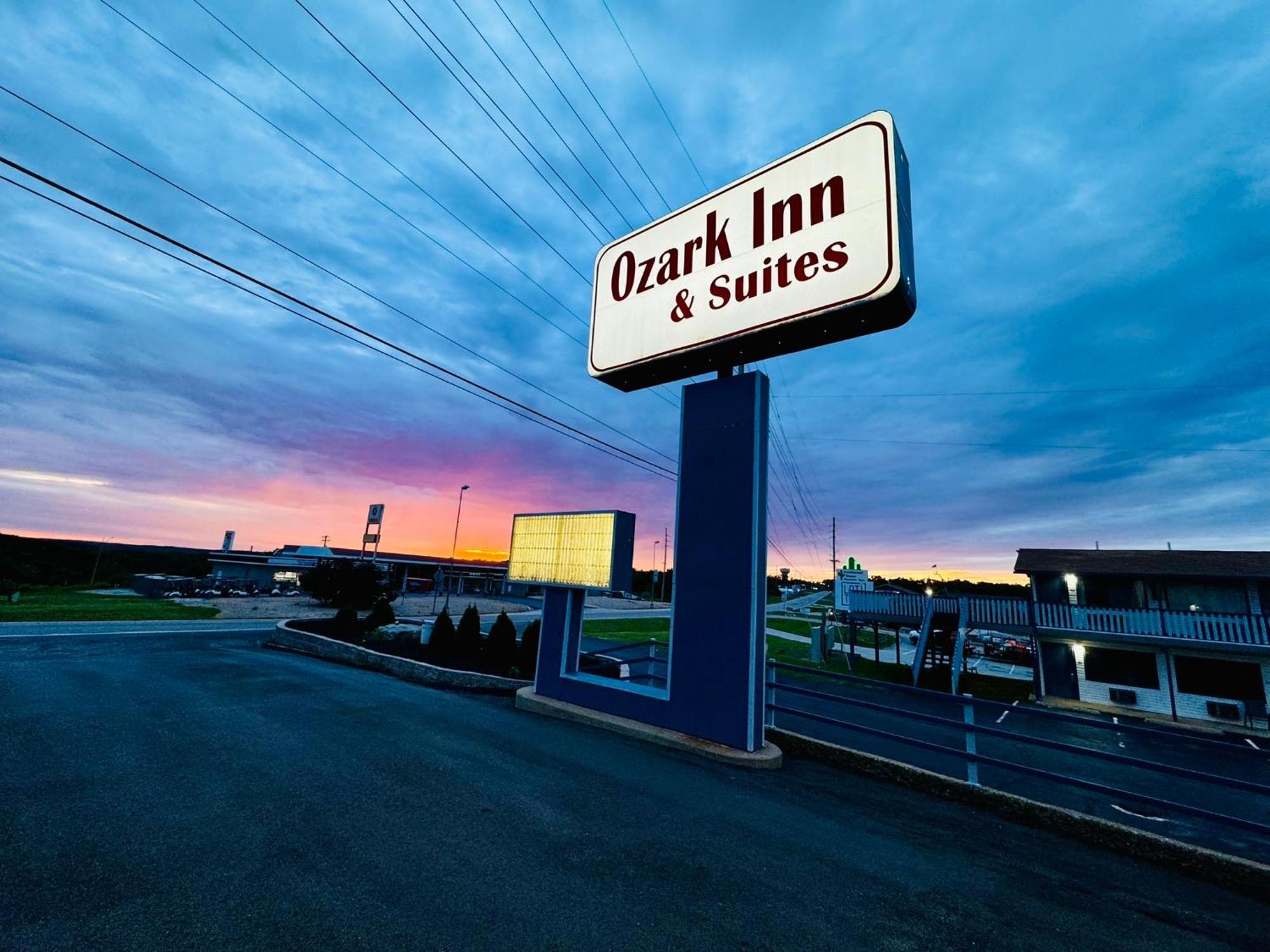 Ozark Inn And Suites 欧塞奇湾泳滩 外观 照片