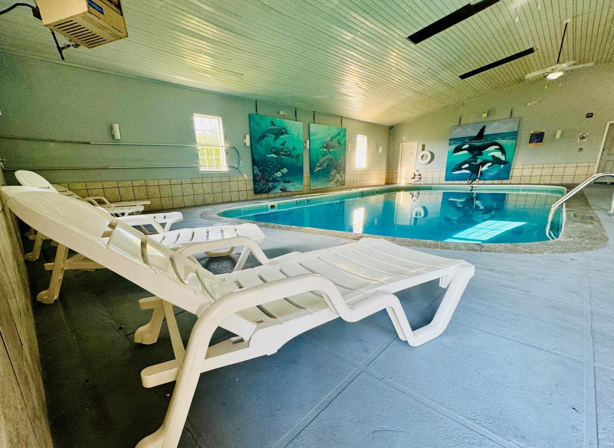 Ozark Inn And Suites 欧塞奇湾泳滩 外观 照片