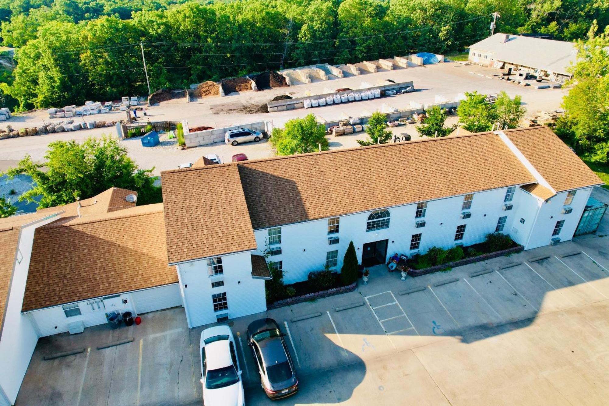 Ozark Inn And Suites 欧塞奇湾泳滩 外观 照片