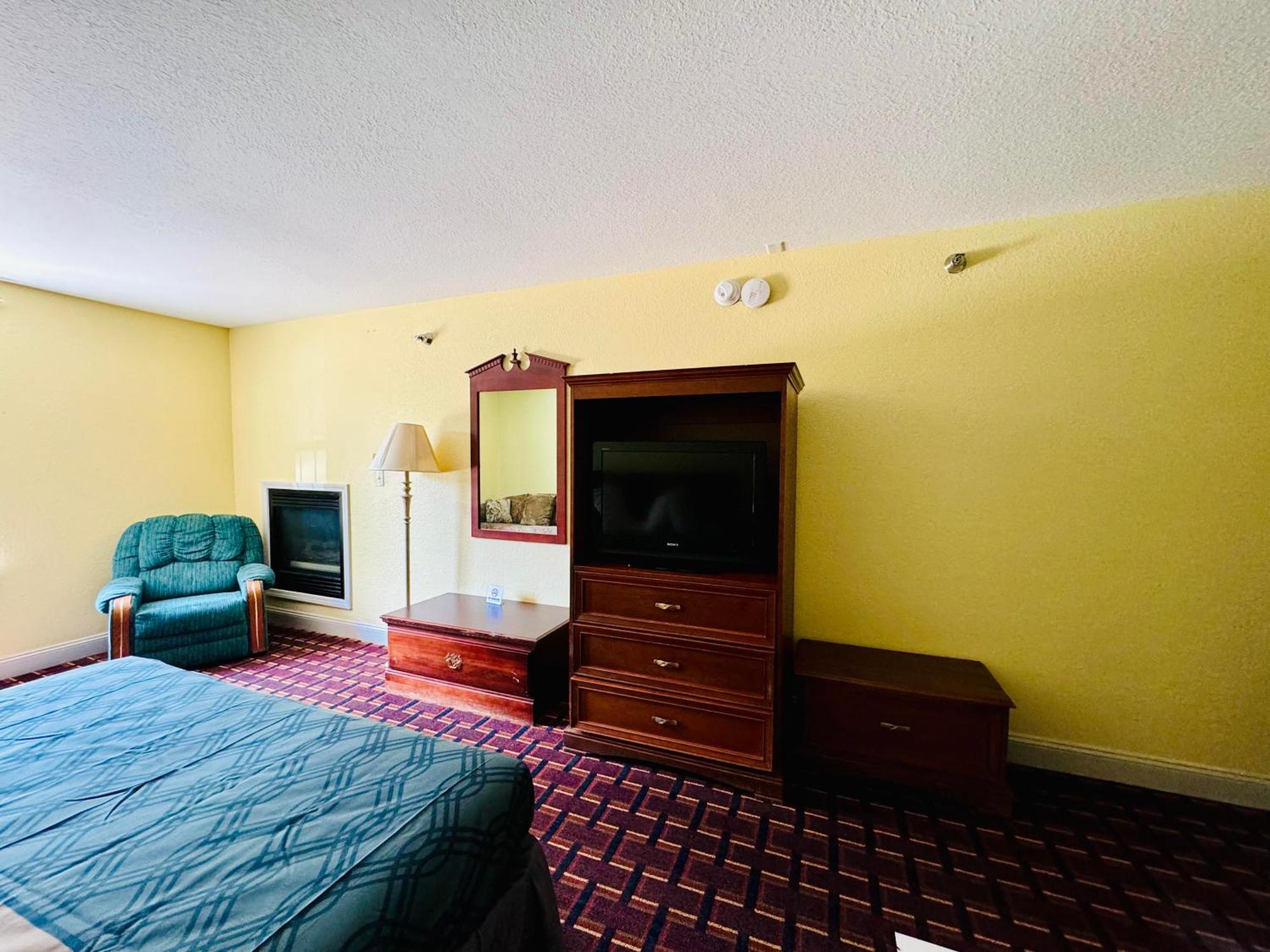 Ozark Inn And Suites 欧塞奇湾泳滩 外观 照片