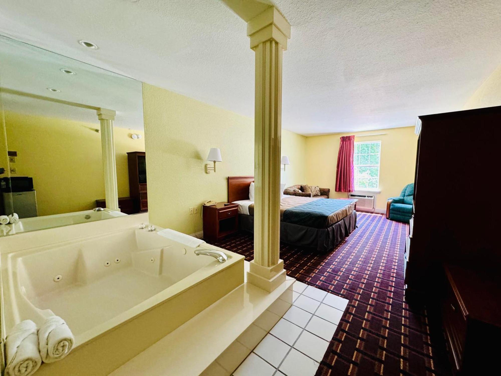 Ozark Inn And Suites 欧塞奇湾泳滩 外观 照片